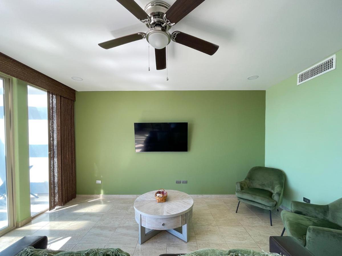 Quiet Cozy Getaway With Stunning Ocean View Rocky Point Exterior photo