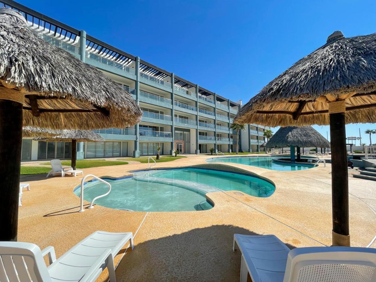 Quiet Cozy Getaway With Stunning Ocean View Rocky Point Exterior photo